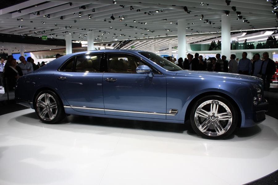  Bentley Mulsanne 2010 года  (фото 76 из 262)